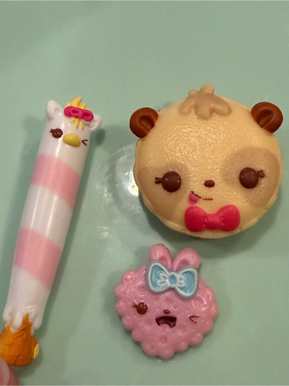 Num Noms Snackables Dippers Series 1 and 2 Collectible Color Changing Scented
